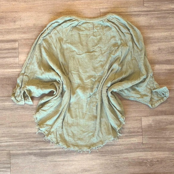 Free People Size Small Oversized Rustic Green Tunic With Buttons - Picture 3 of 4